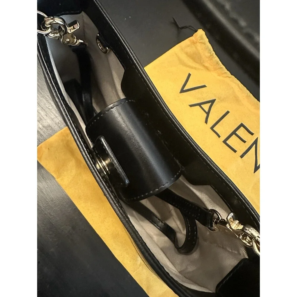 *Valentino By Mario Valentino‎ Kai Lavoro Shoulder Bag ~ VA3123
